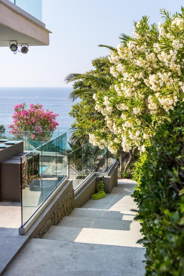 Hotel Villa R 칼비 외부 사진